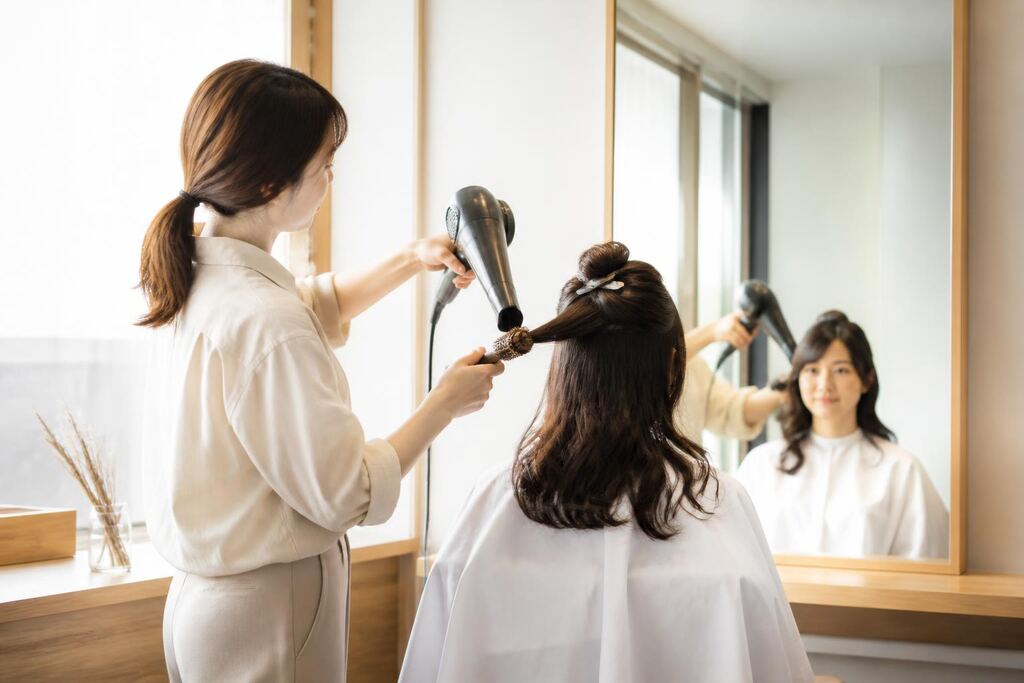 강원특별자치도 헤어스타일링 이미지