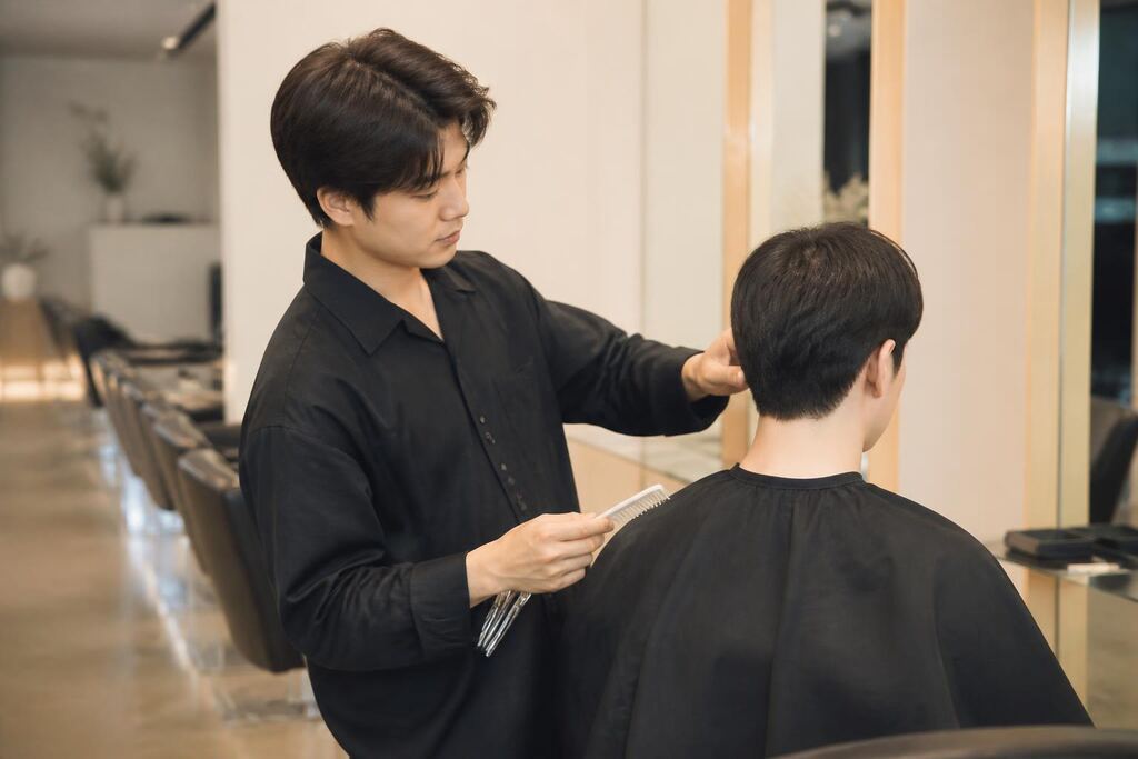 경남 남성 헤어 작업 범위와 현장 조건 이미지