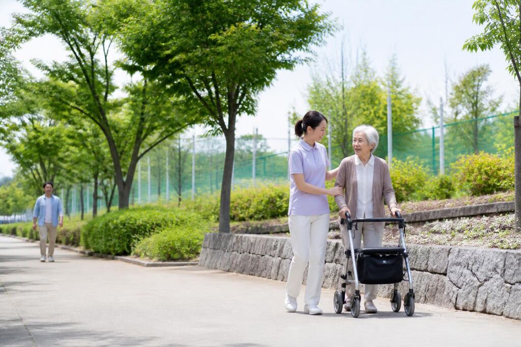 인천 노인·시니어돌봄 비용과 업체 비교 정보 이미지