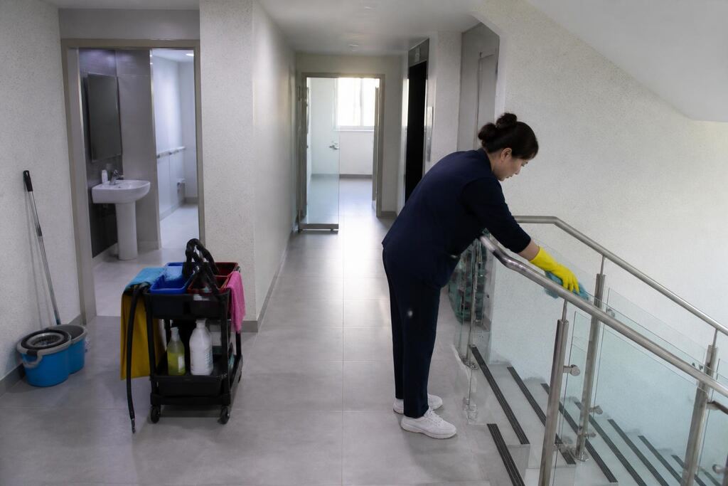 경남 건물청소 작업 범위와 현장 조건 이미지