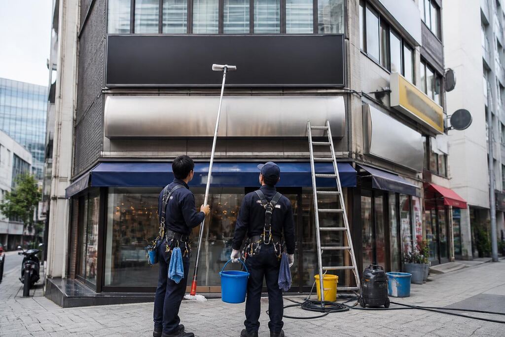 서울 간판청소 이미지