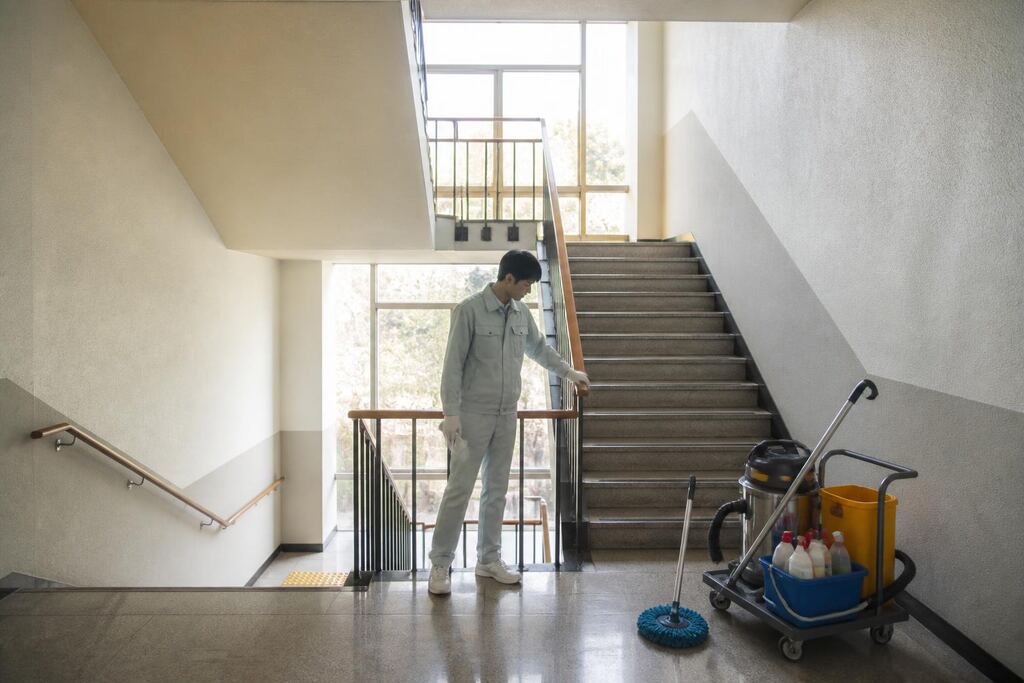 경북 계단청소 이미지
