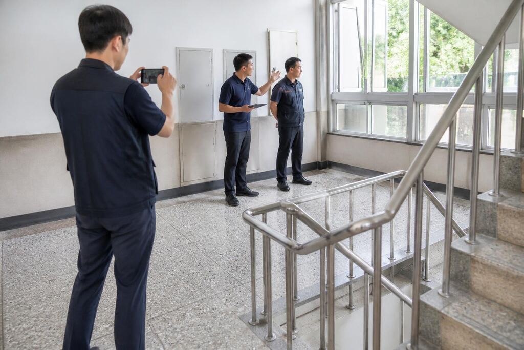 경남 계단청소 작업 범위와 현장 조건 이미지