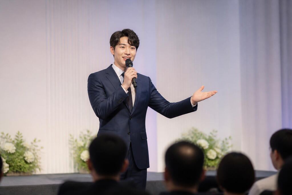 충남 행사 MC 이미지