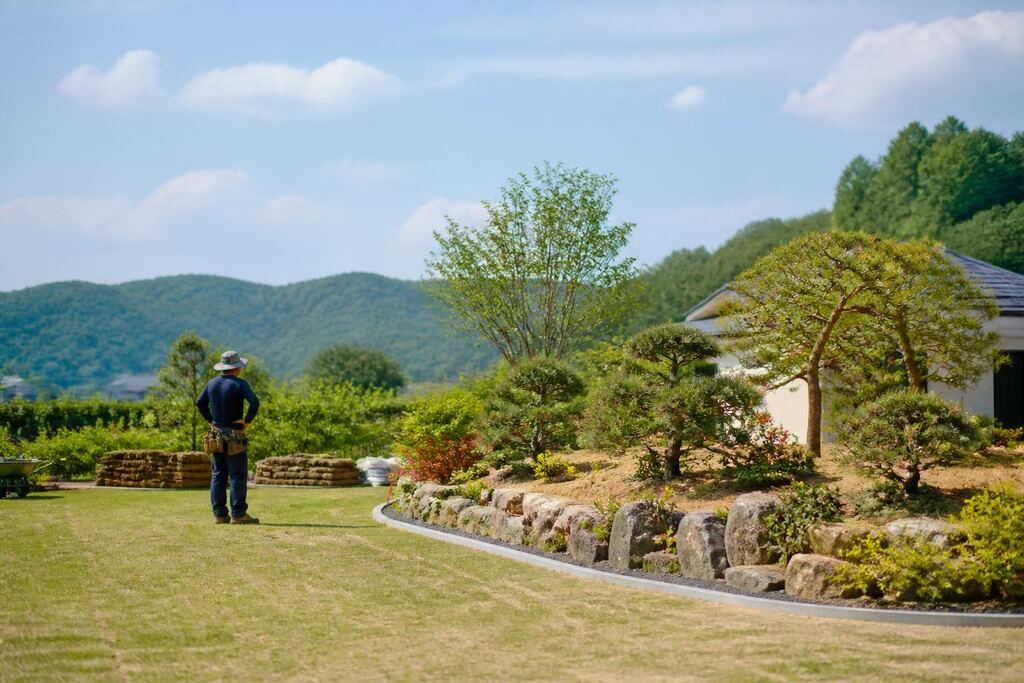 경북 조경석·경계석 시공 이미지