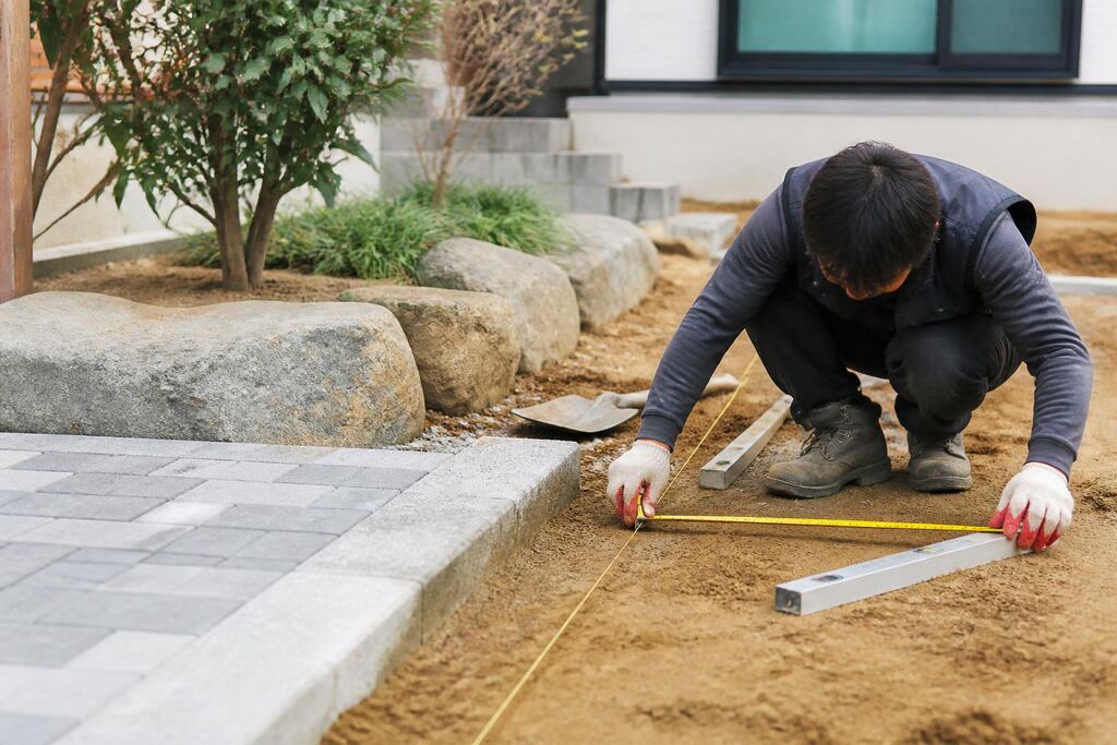 인천 조경석·경계석 시공 작업 범위와 현장 조건 이미지