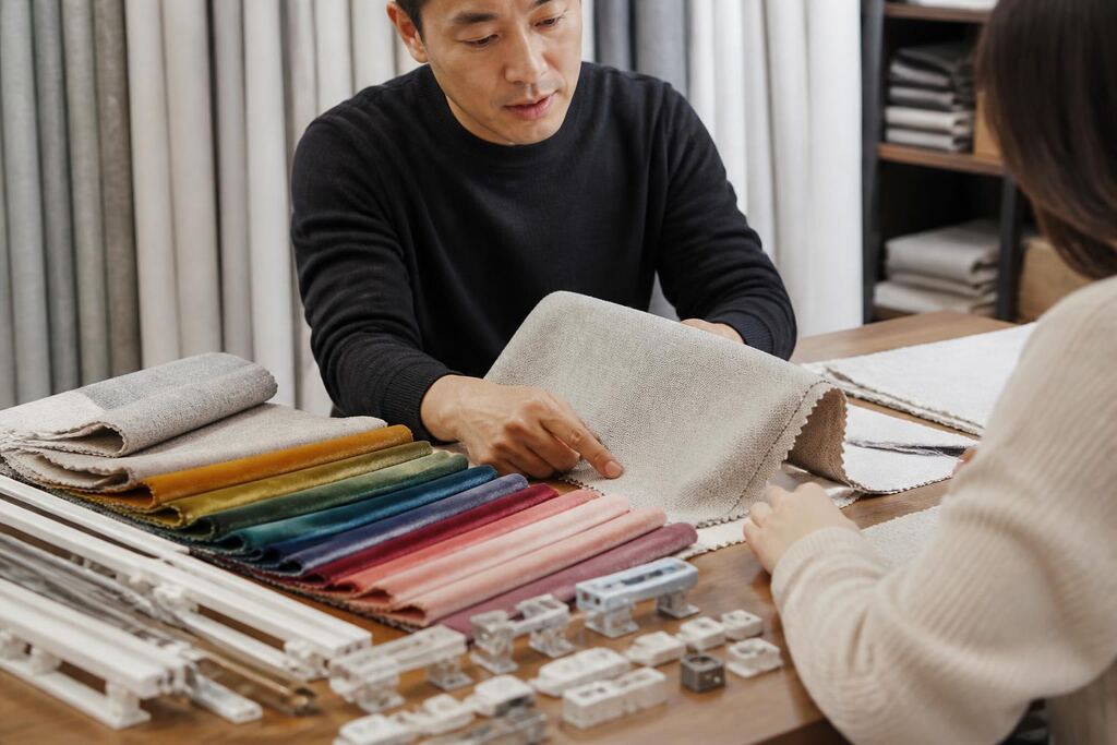 전북특별자치도 커튼 설치 작업 범위와 현장 조건 이미지