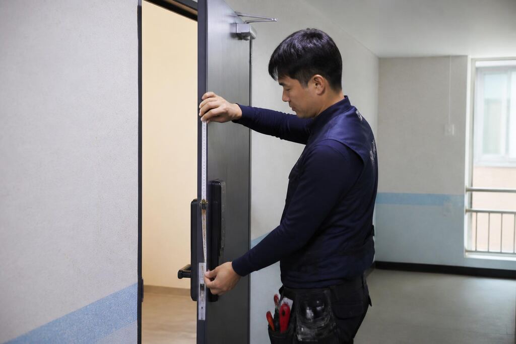 경기 도어락 설치·수리 작업 범위와 현장 조건 이미지