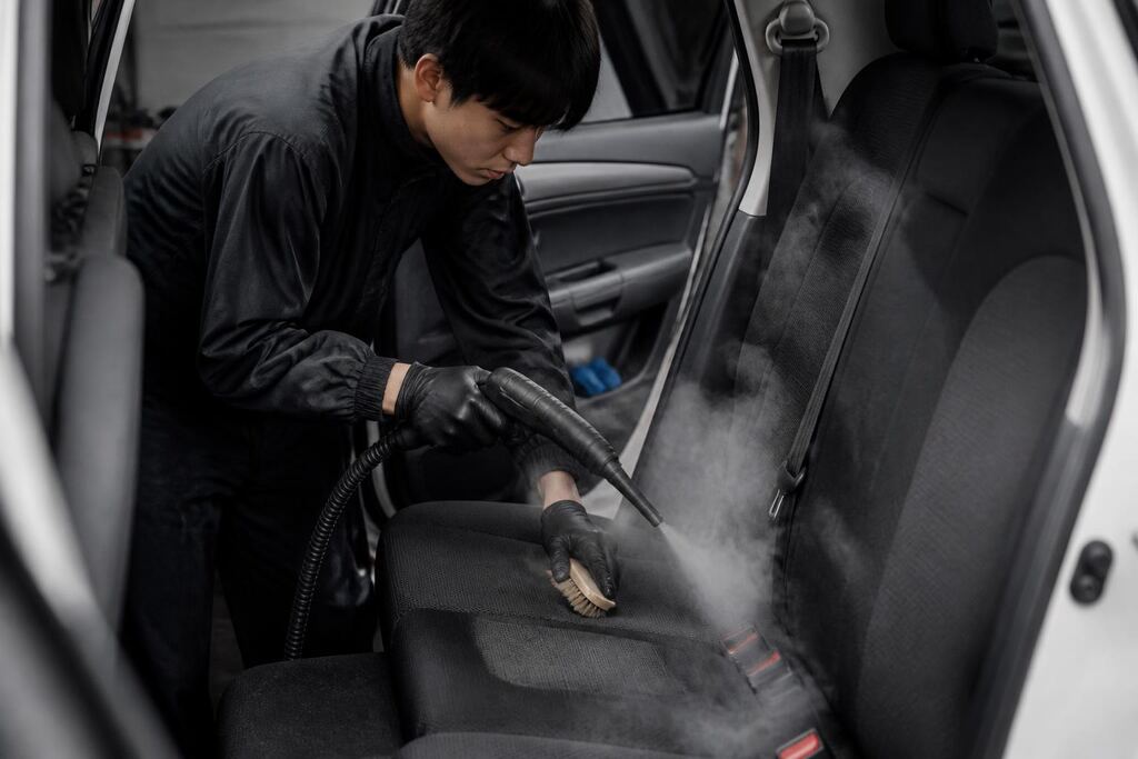 서울 관악구 세차·광택·디테일링 작업 범위와 현장 조건 이미지