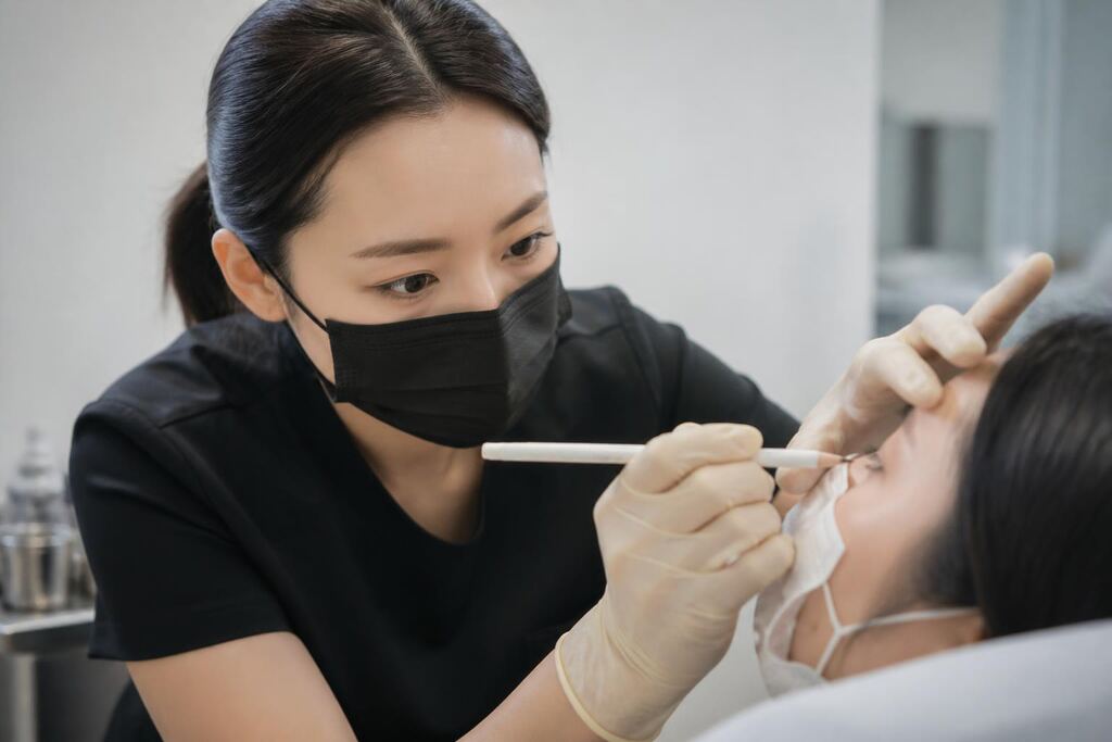 서울 성동구 아이라인 반영구 비용과 업체 비교 정보 이미지