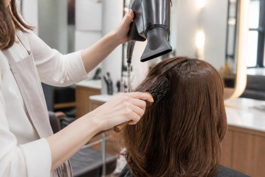 서울 용산구 헤어스타일링 작업 범위와 현장 조건 이미지