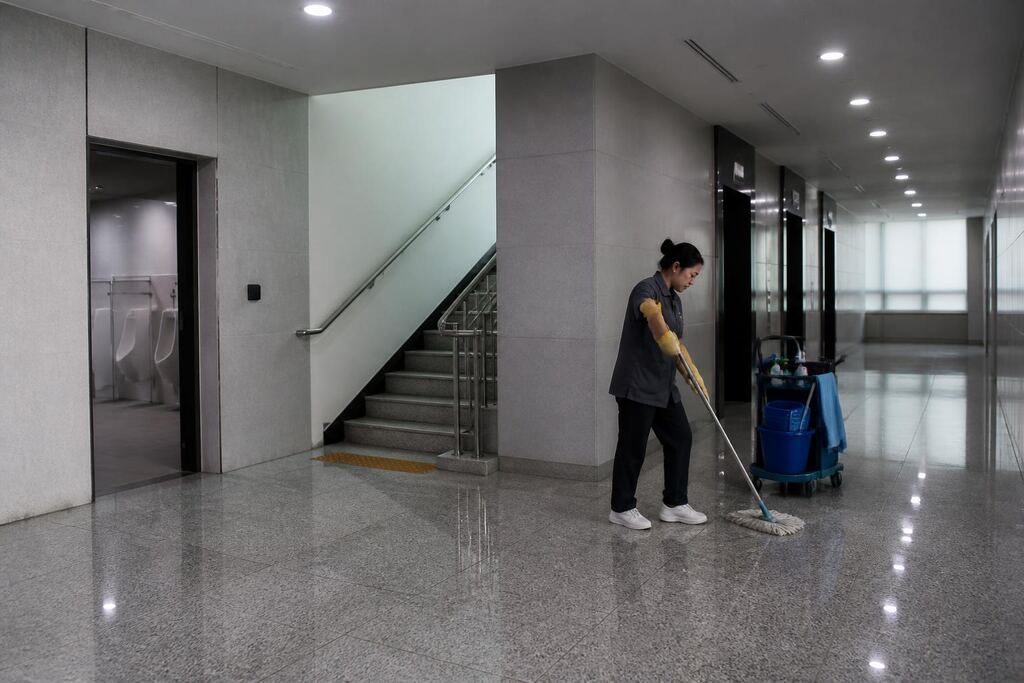 서울 구로구 건물청소 작업 범위와 현장 조건 이미지