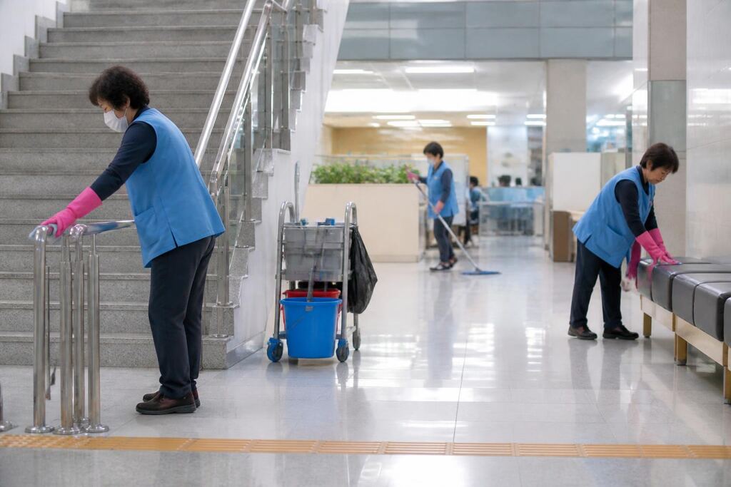 서울 서대문구 관공서청소 작업 범위와 현장 조건 이미지