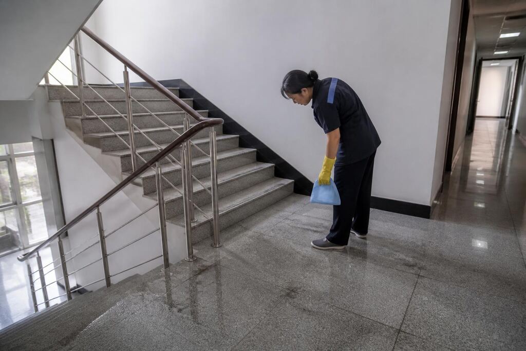 서울 송파구 계단청소 작업 범위와 현장 조건 이미지
