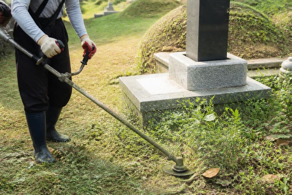 서울 중랑구 묘지 정기관리 작업 범위와 현장 조건 이미지