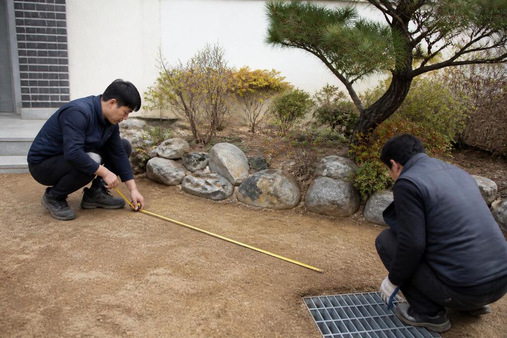 서울 동작구 잔디 조성공사 작업 범위와 현장 조건 이미지