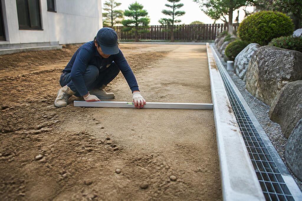 서울 송파구 잔디 조성공사 작업 범위와 현장 조건 이미지