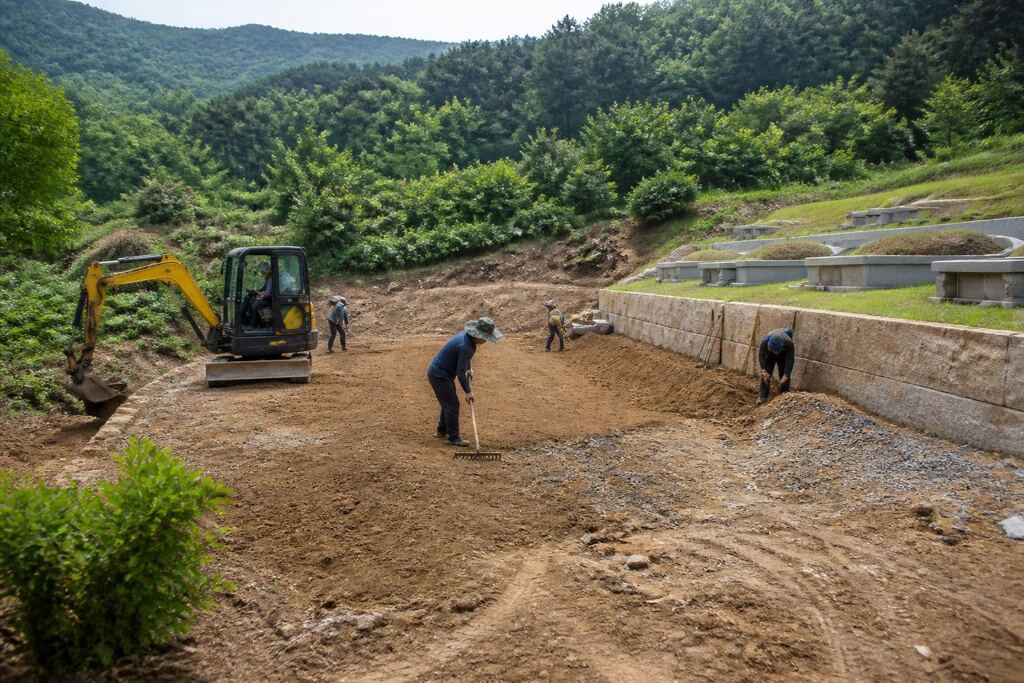 서울 도봉구 묘지조성 작업 범위와 현장 조건 이미지