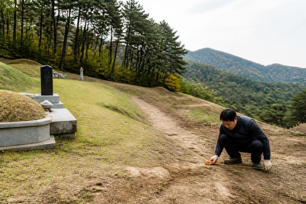 서울 동작구 묘지조성 작업 범위와 현장 조건 이미지