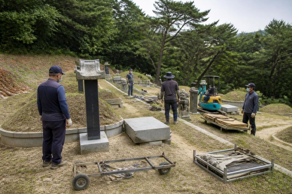 서울 성동구 묘지이장 작업 범위와 현장 조건 이미지