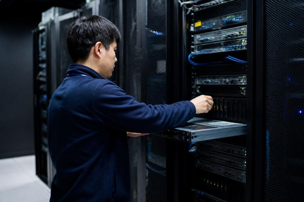 서울 중구 서버 구축·이전 작업 범위와 현장 조건 이미지