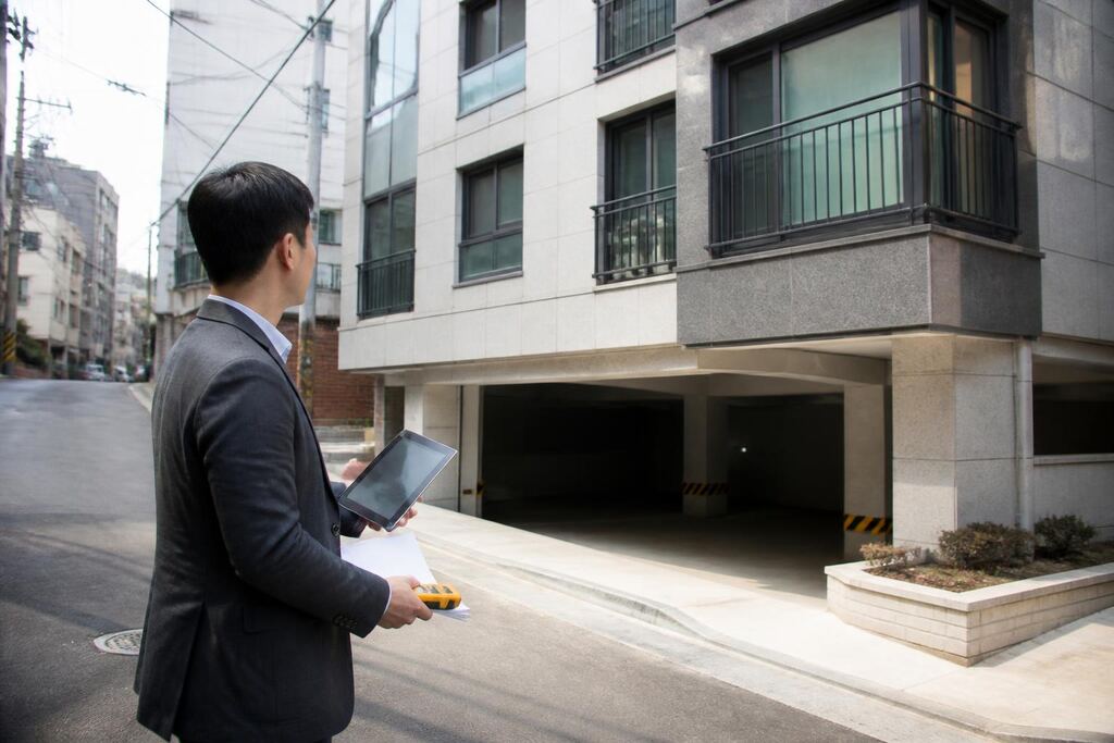 서울 종로구 부동산감정평가 작업 범위와 현장 조건 이미지